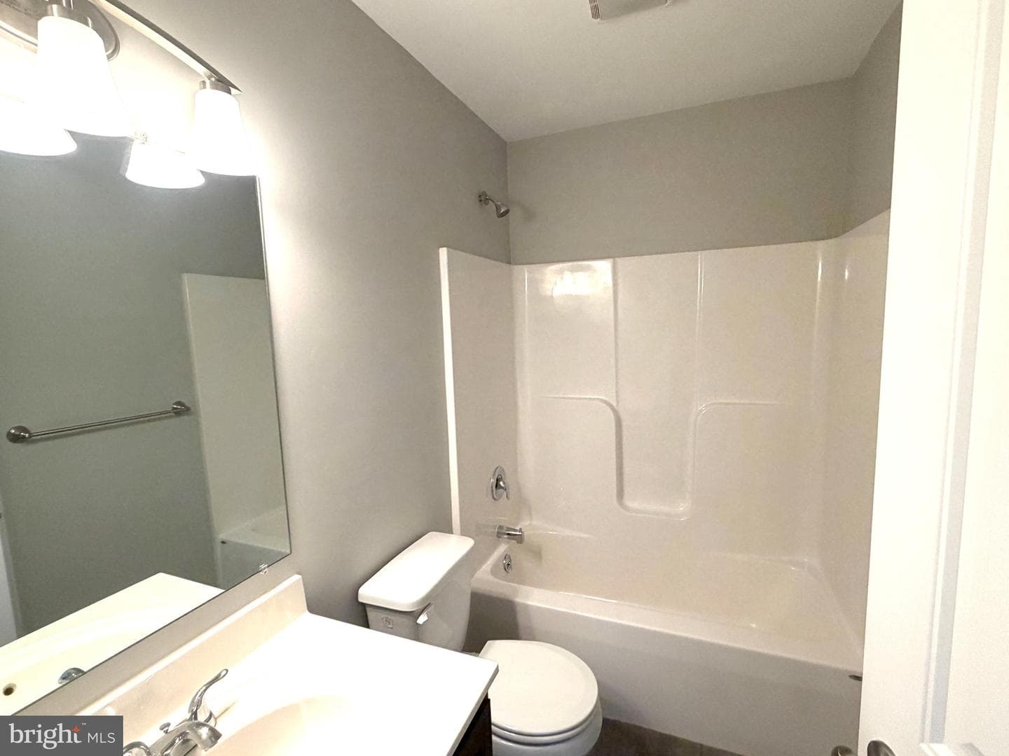 522 Charles Avenue photo 37