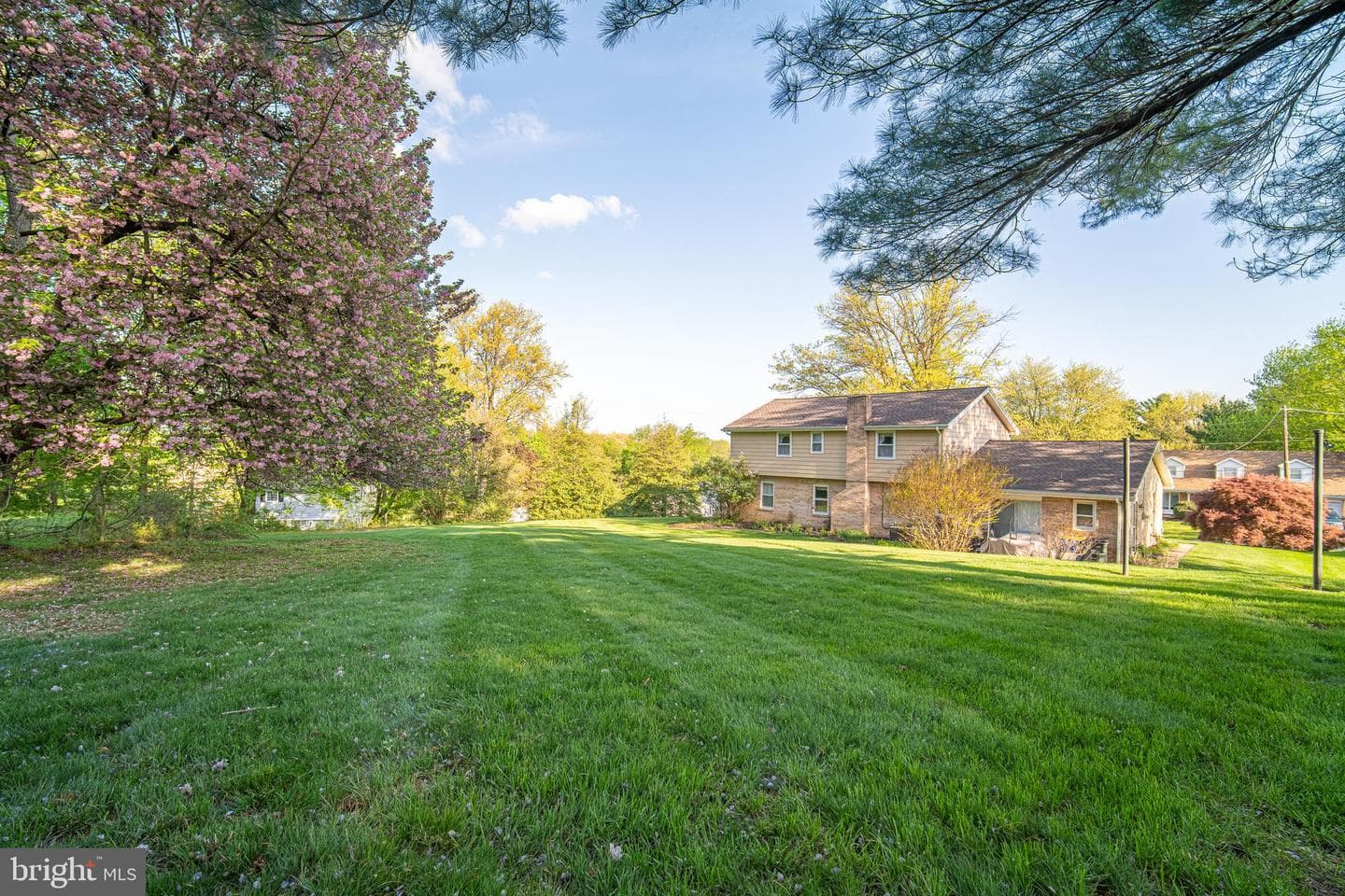 106 Circle Drive photo 2