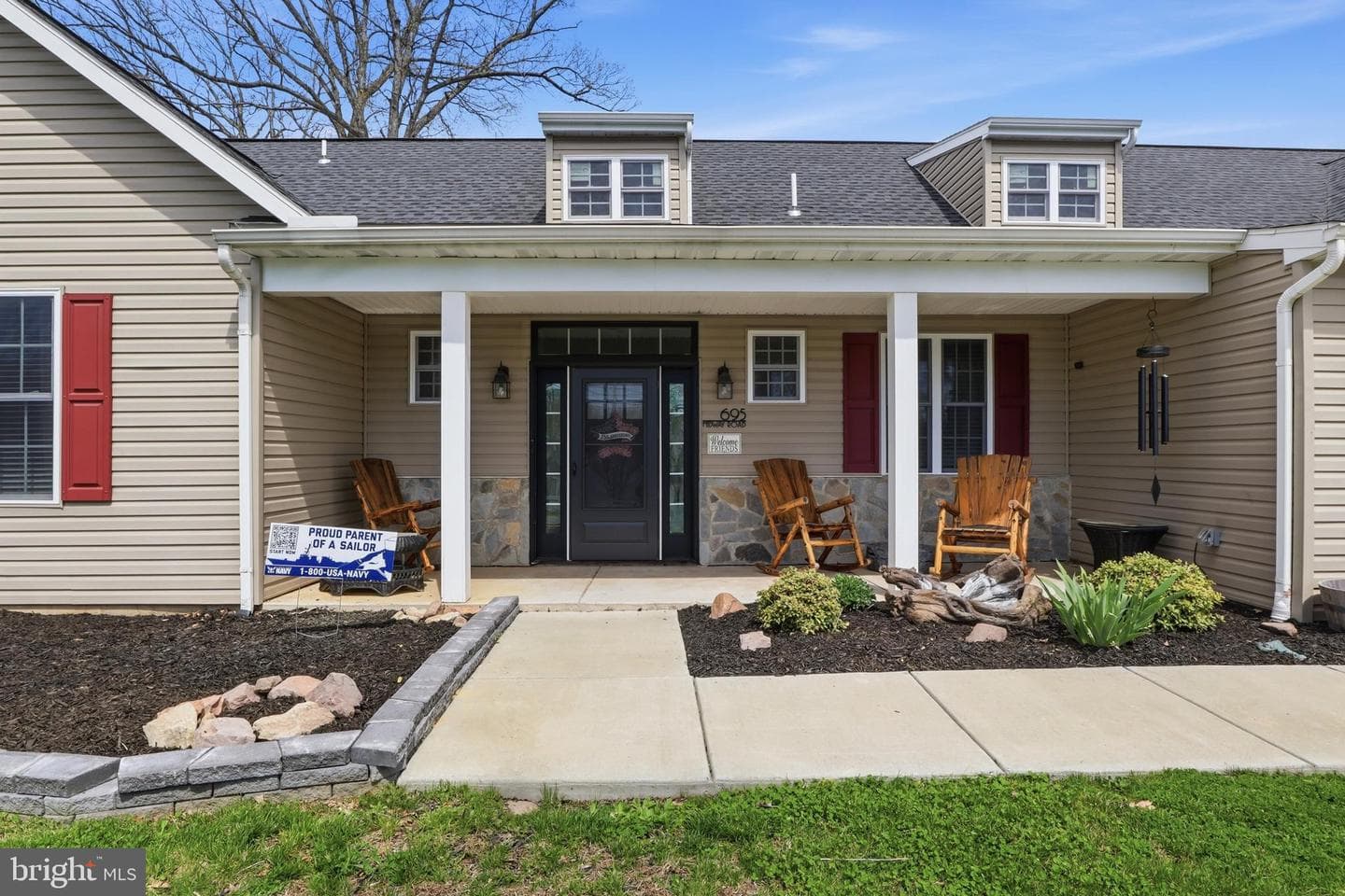 695 Midway Road photo 4