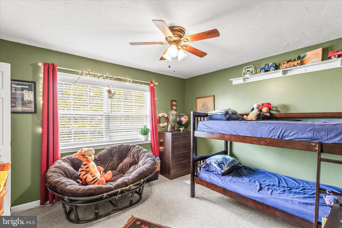 10 Amanda Avenue photo 23