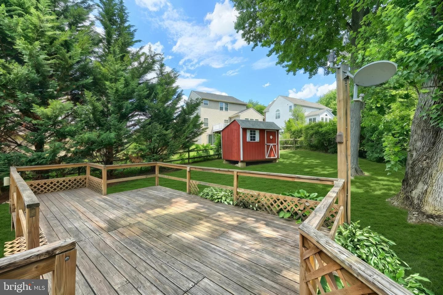 496 Lakeside Drive photo 10