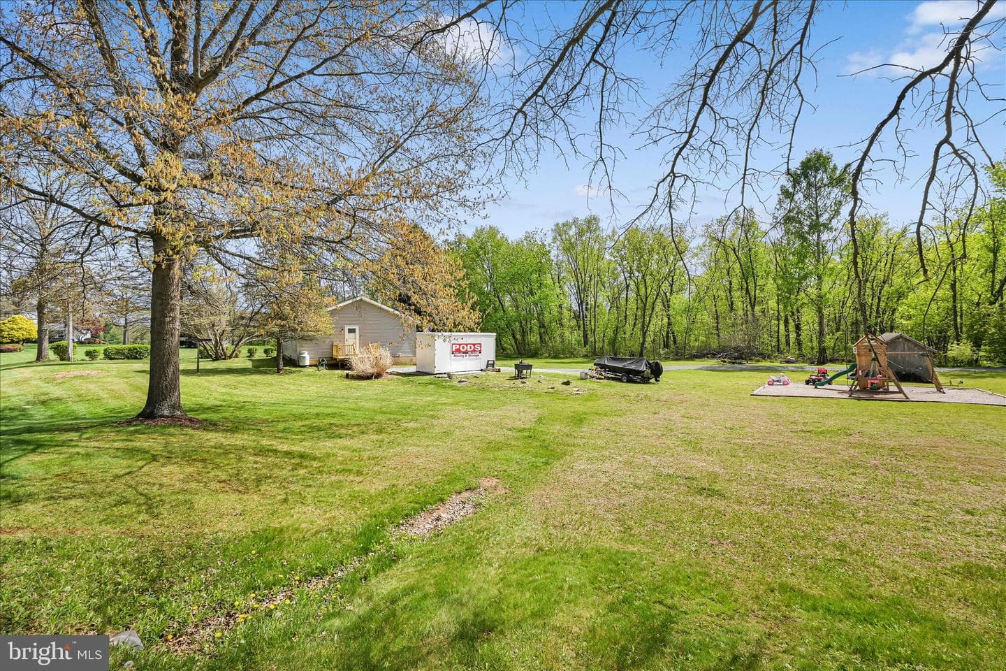 445 Scotch Pine Road photo 30