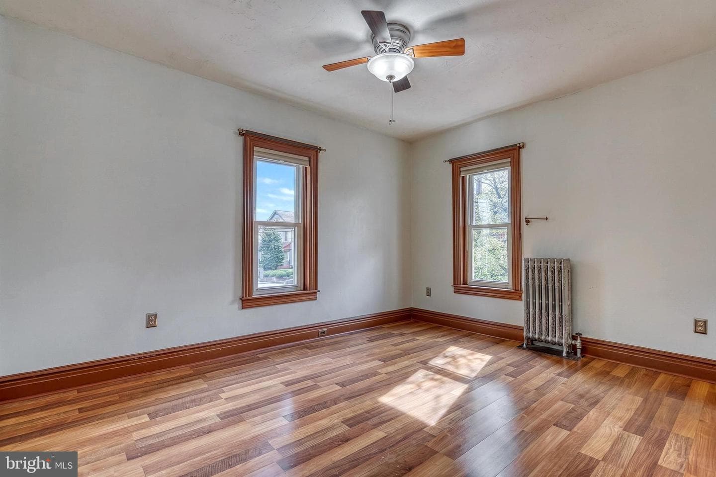 453 Carlisle Street photo 31