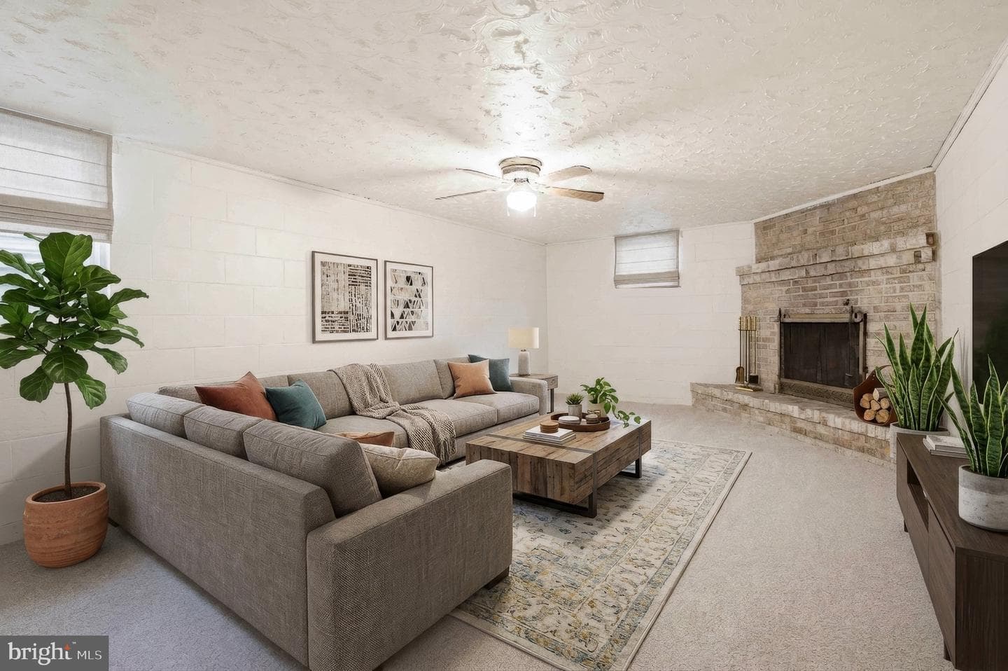 42 Woodland Drive photo 9