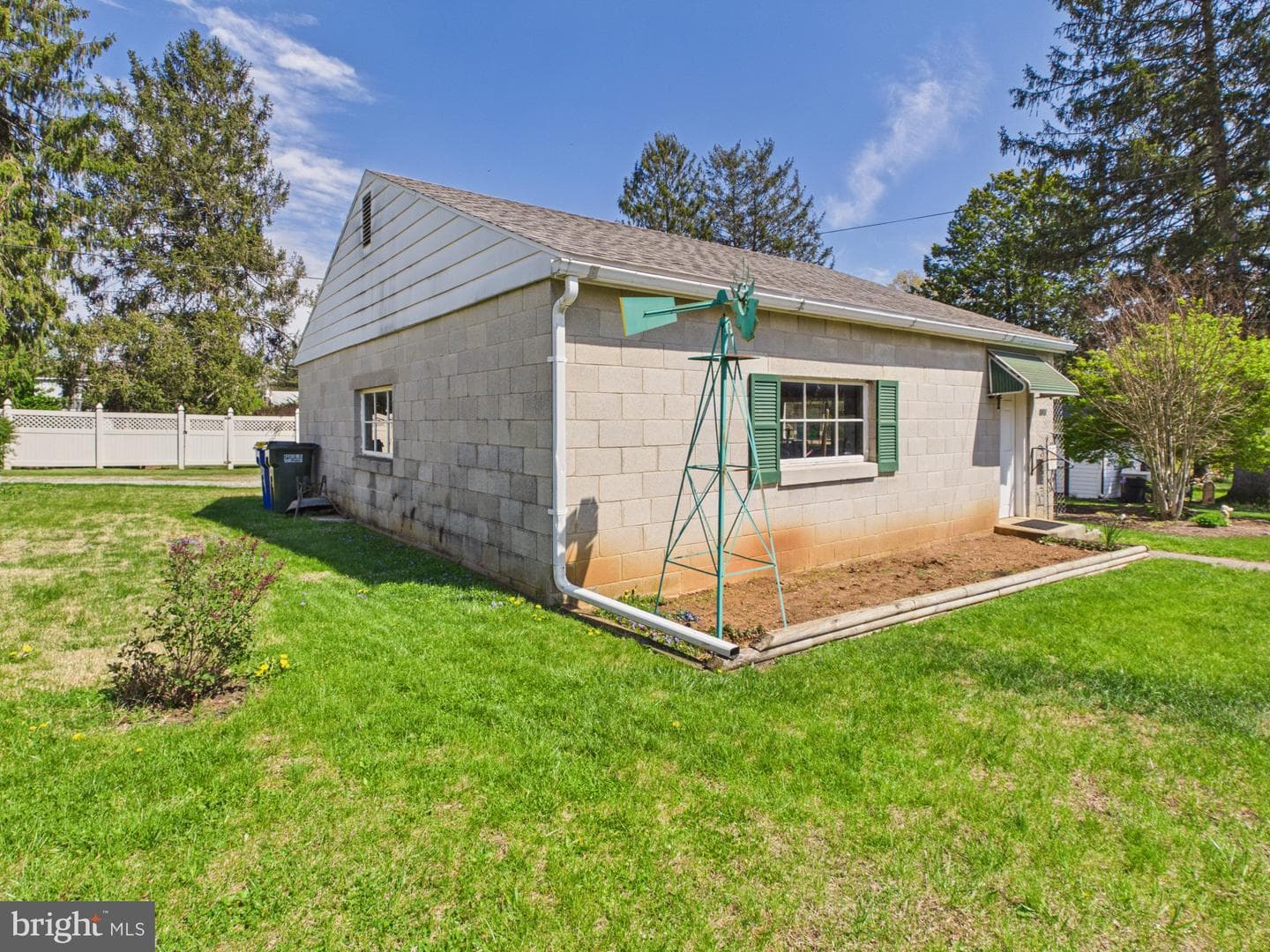 227 N Williams Street photo 62