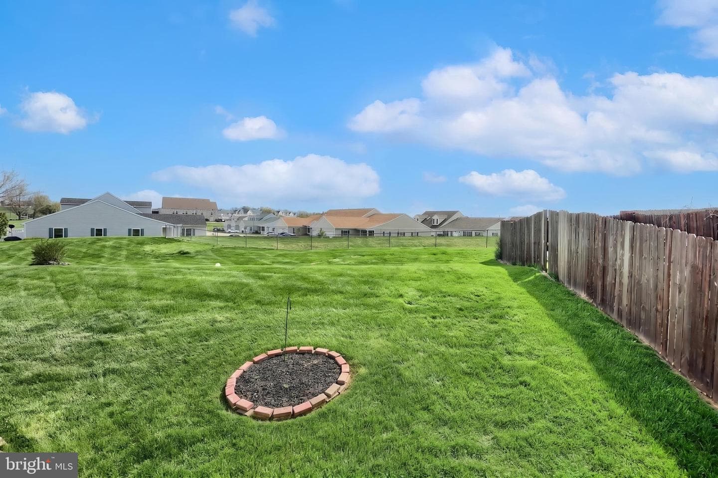 2350 Woodmont Drive photo 19
