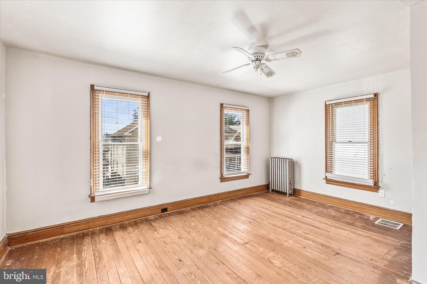 220 Locust Street photo 20