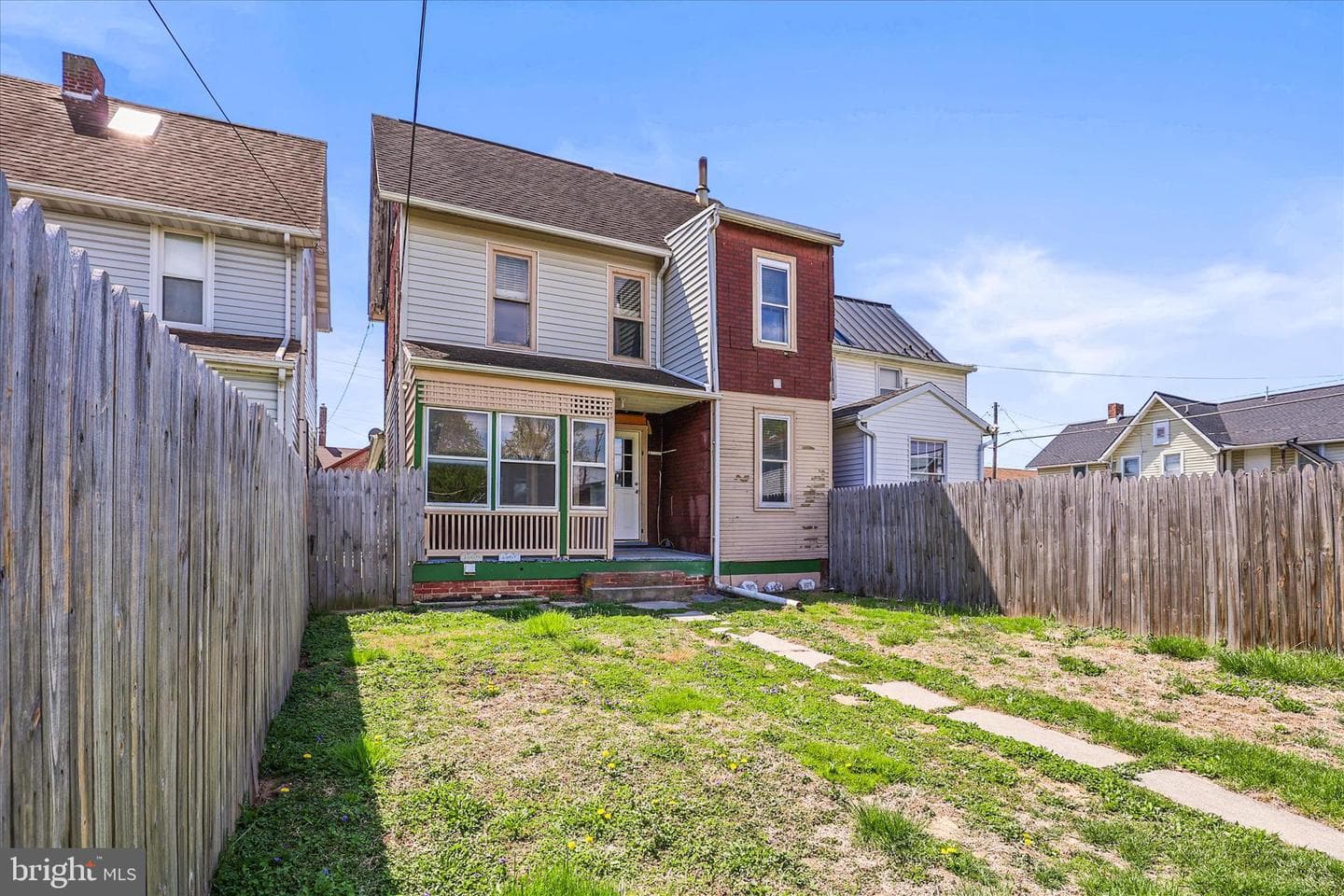 220 Locust Street photo 32