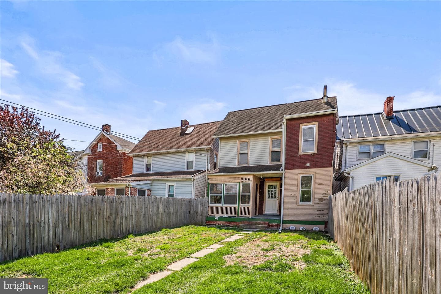 220 Locust Street photo 34