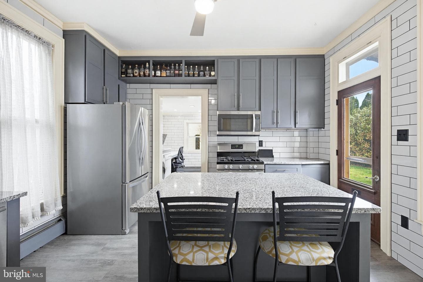 514 Locust Street photo 12