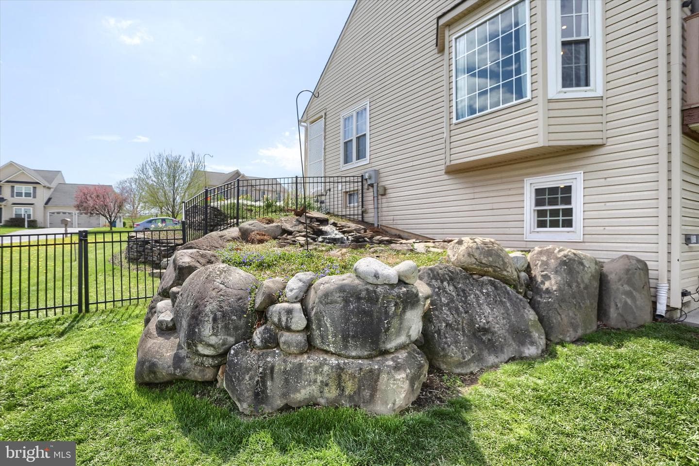 365 Lynne Drive photo 55