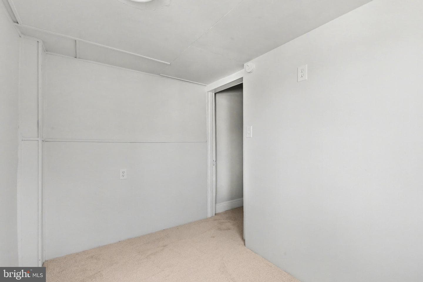 1419 W King Street photo 16