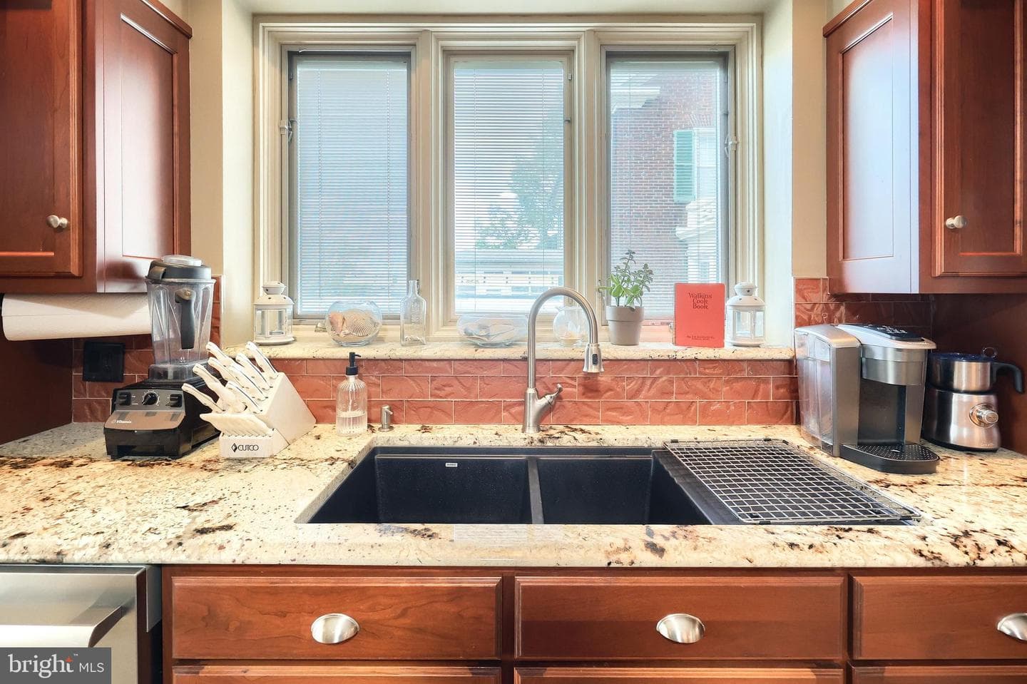 206 Eichelberger Street photo 30
