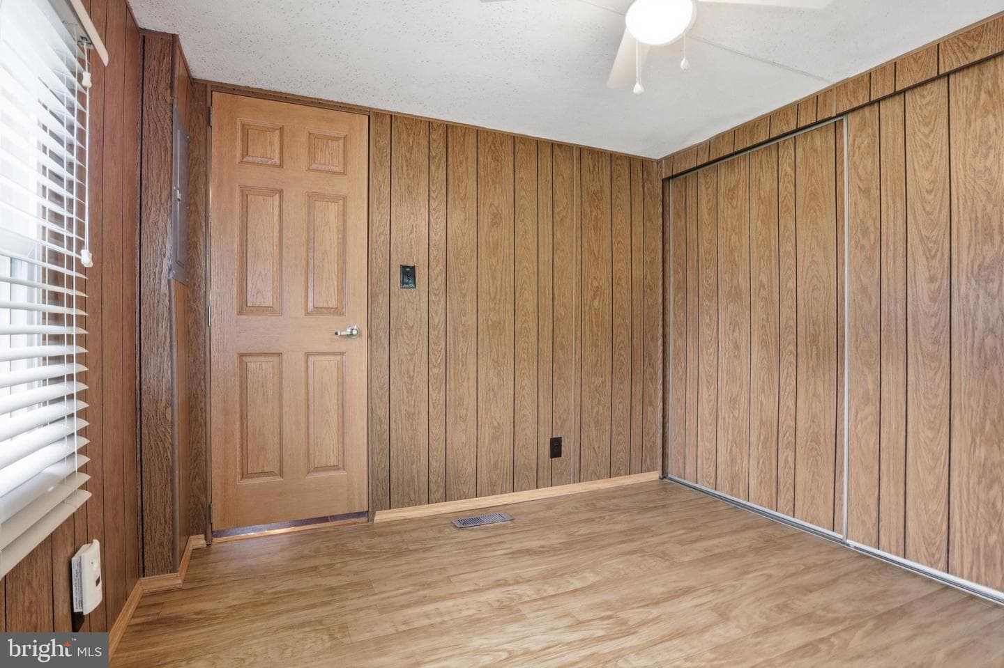 307 Blue Jay Drive photo 19