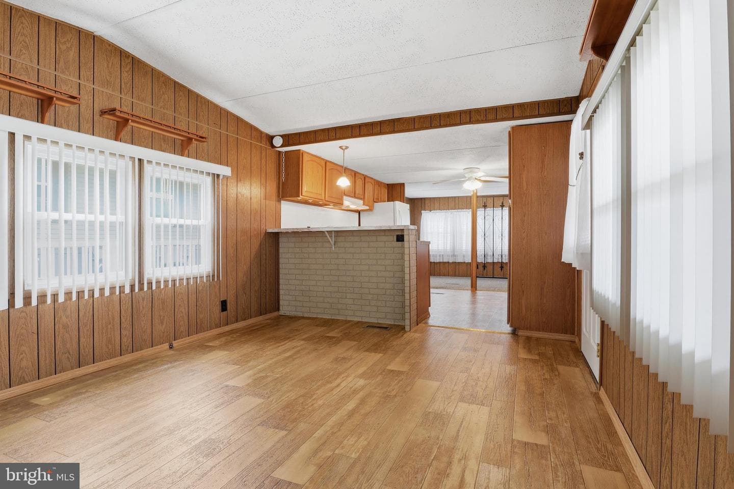 307 Blue Jay Drive photo 9