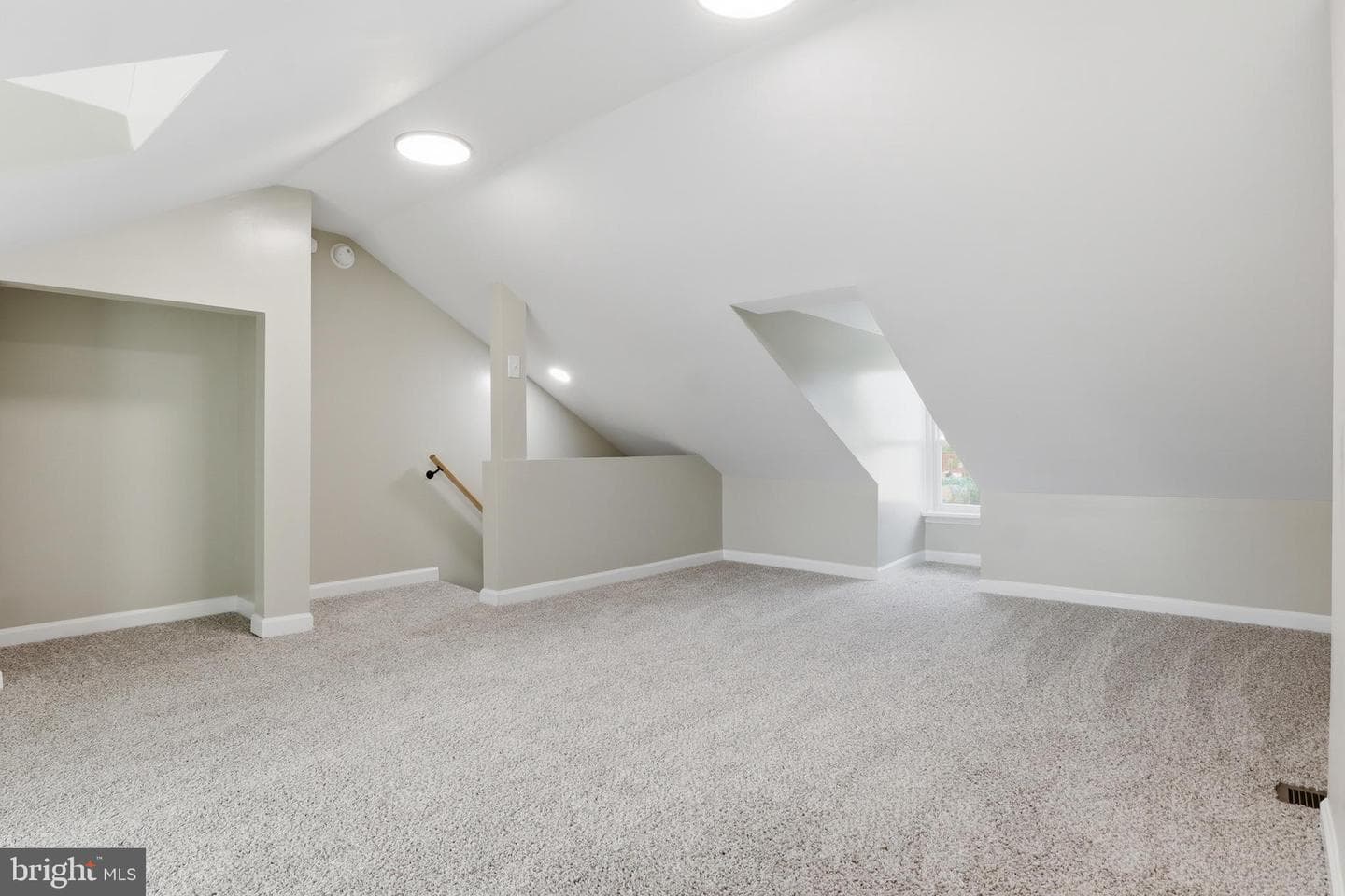 203 Fulton Street photo 25