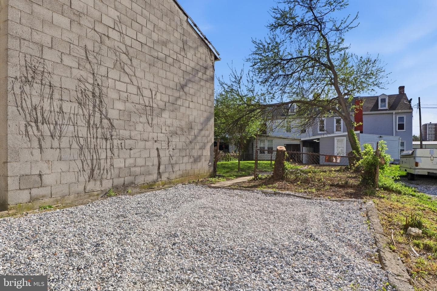 203 Fulton Street photo 32