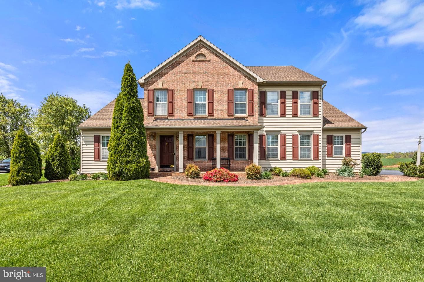 1347 Sterling Drive photo 2