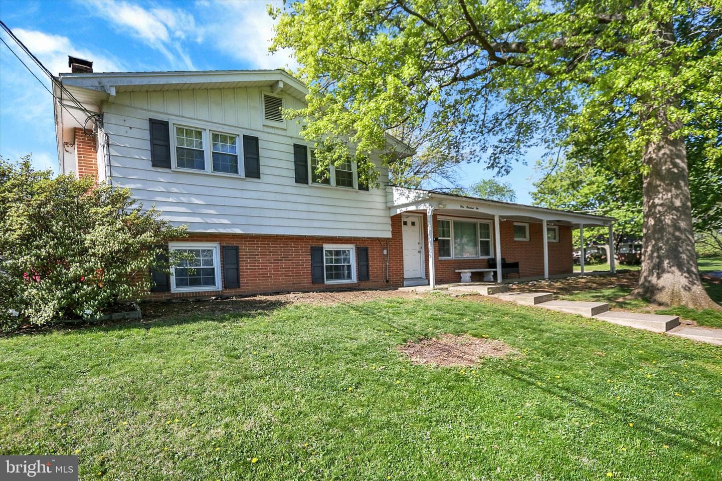 102 Forest Drive photo 2