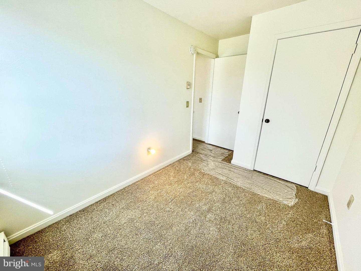25 Camelot Court photo 13