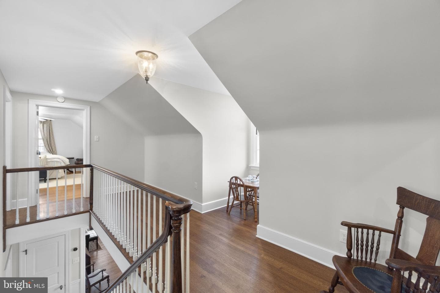 100 Edgewood Drive photo 23