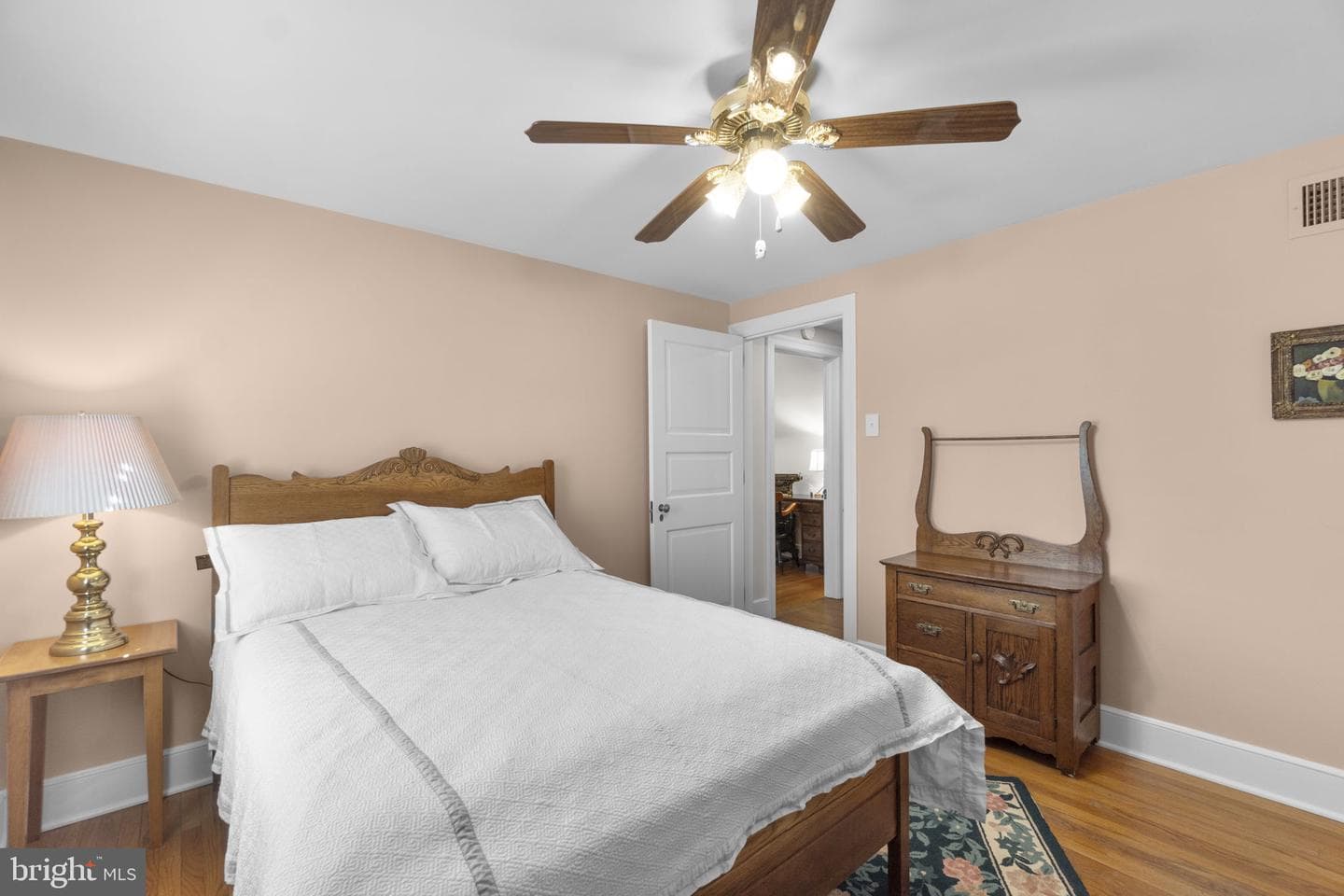 100 Edgewood Drive photo 29