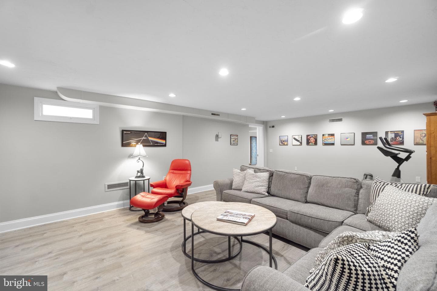 100 Edgewood Drive photo 33