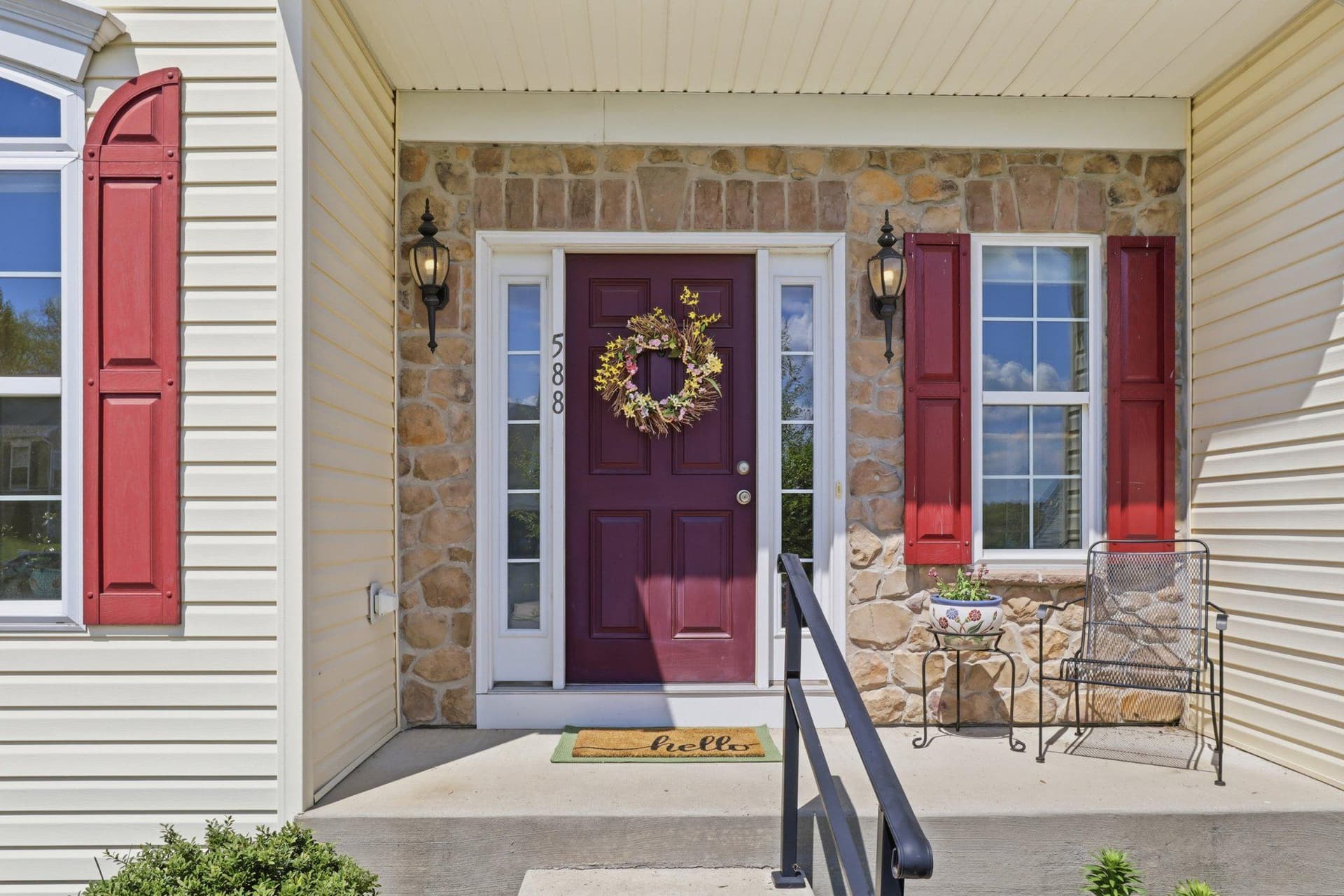 588 Misty Hill Drive photo 3