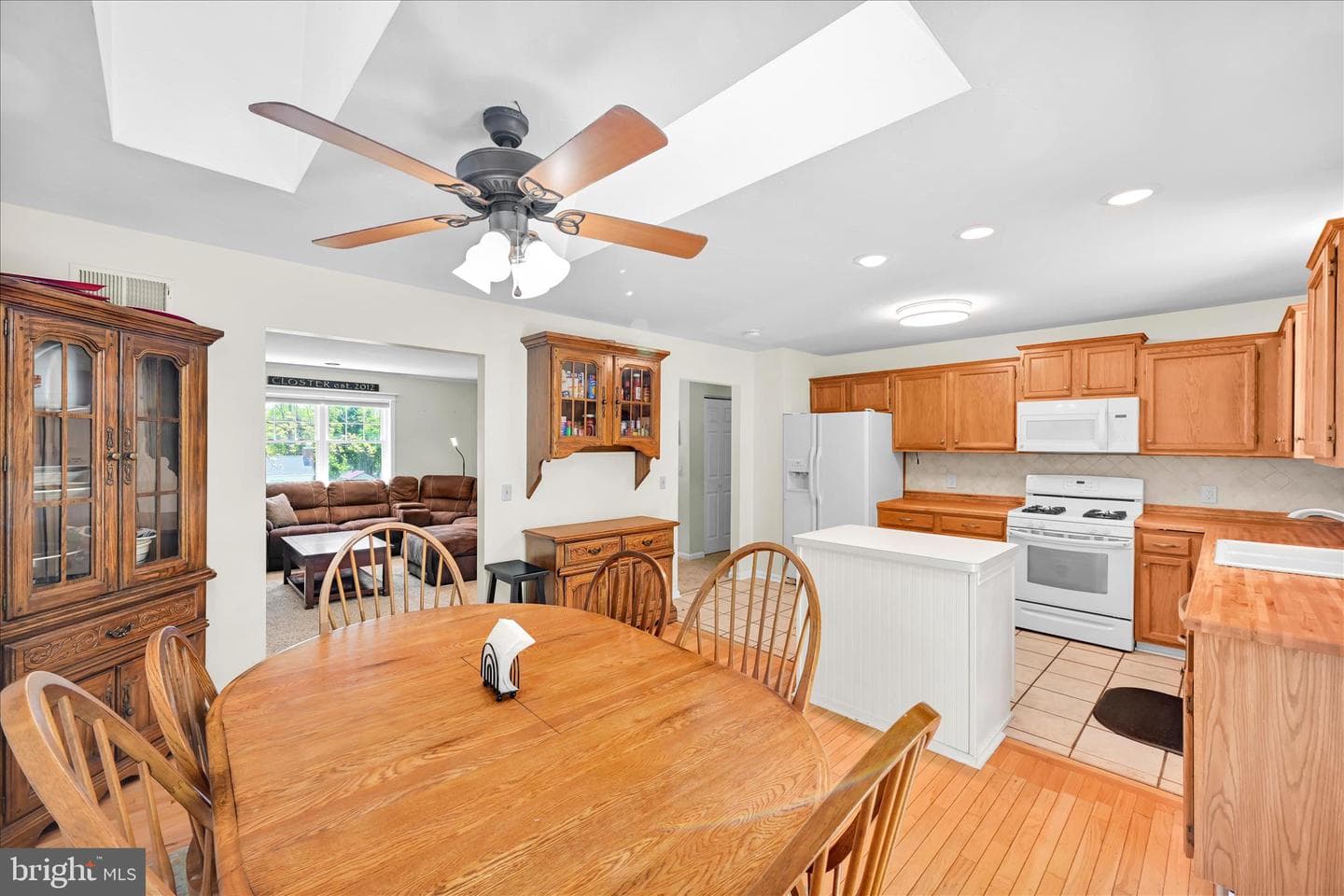 301 Larkin Drive photo 8