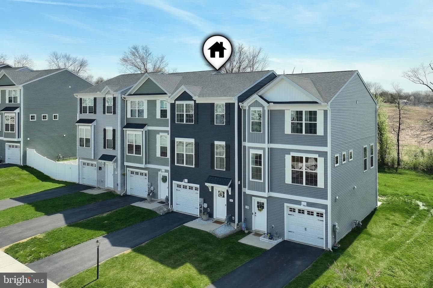 54 Coop Lane photo 2