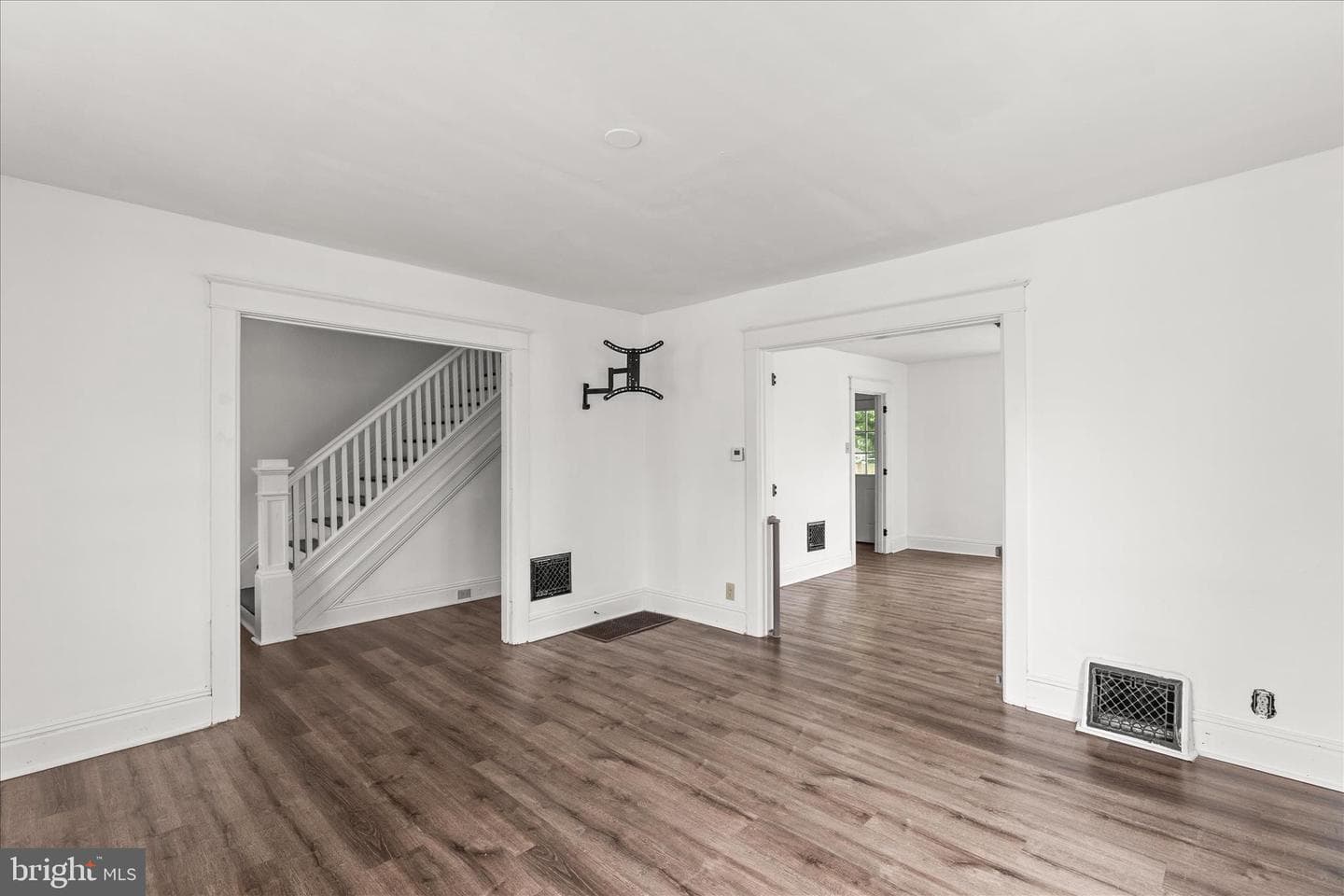 44 N Clinton Street photo 7