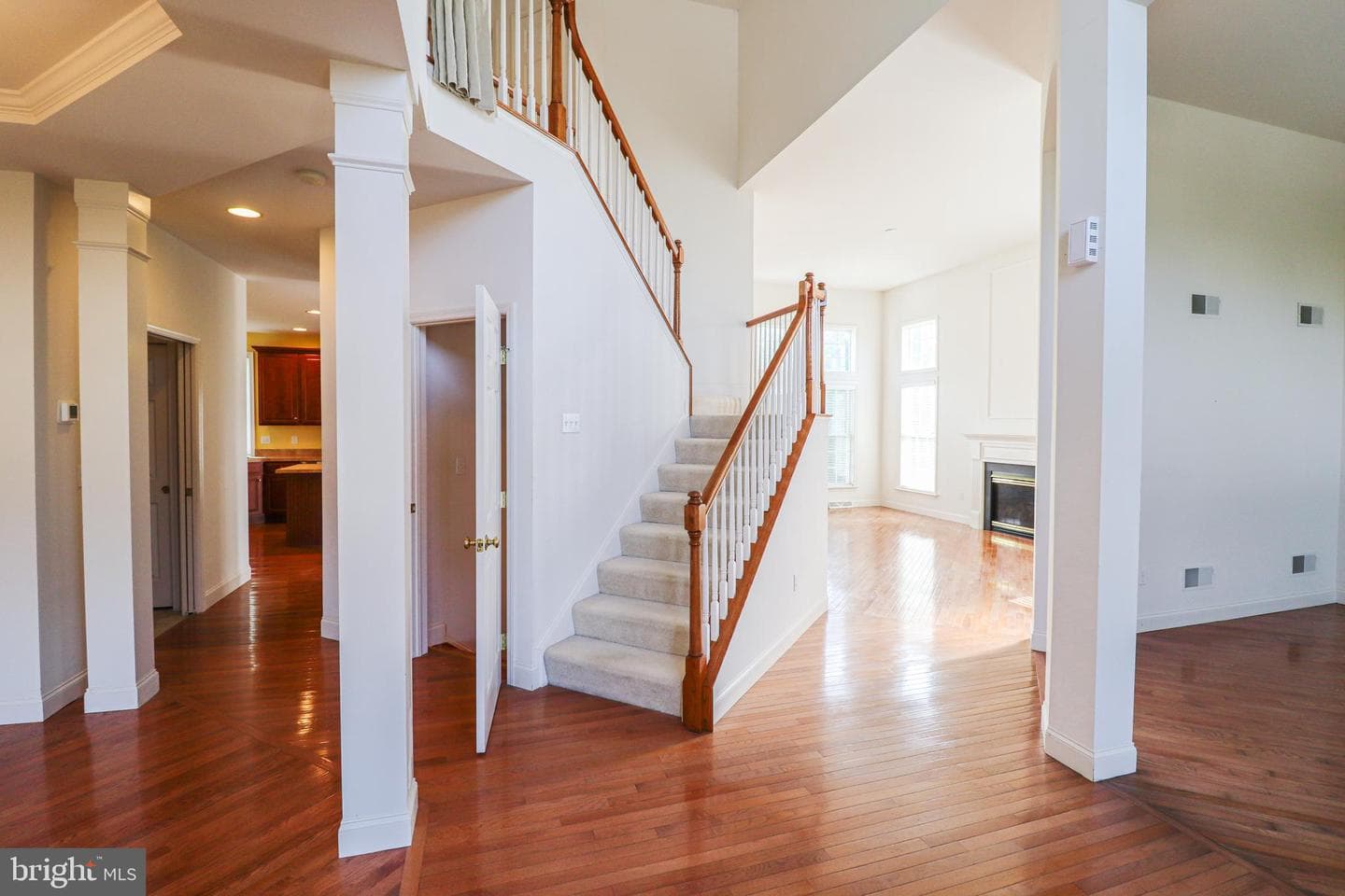 2730 Woodspring Drive photo 5