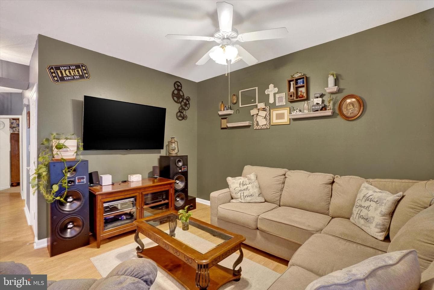 1868 Deerfield Drive photo 5