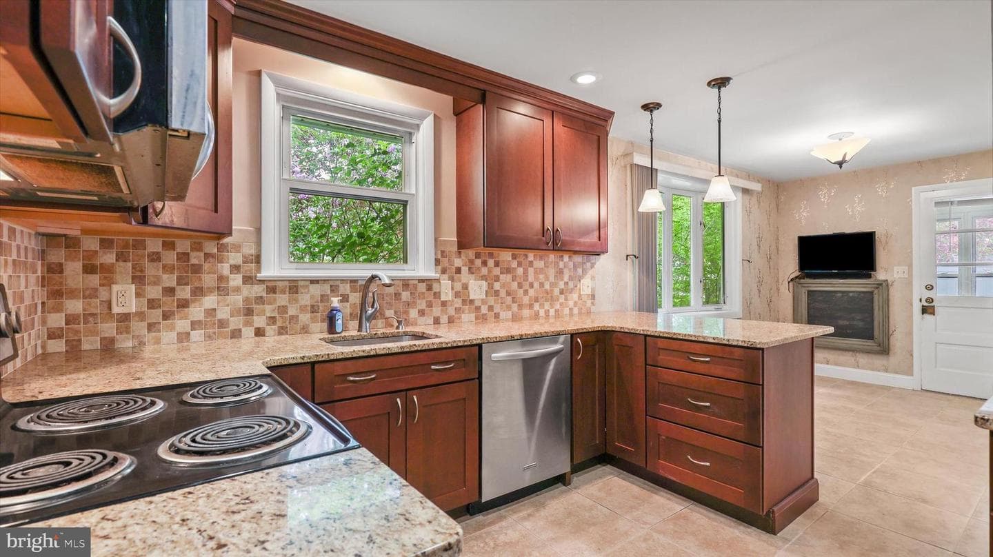 1797 Prescott Road photo 3