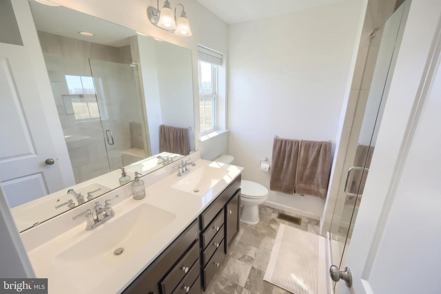 4285 Blackburn Drive photo 23