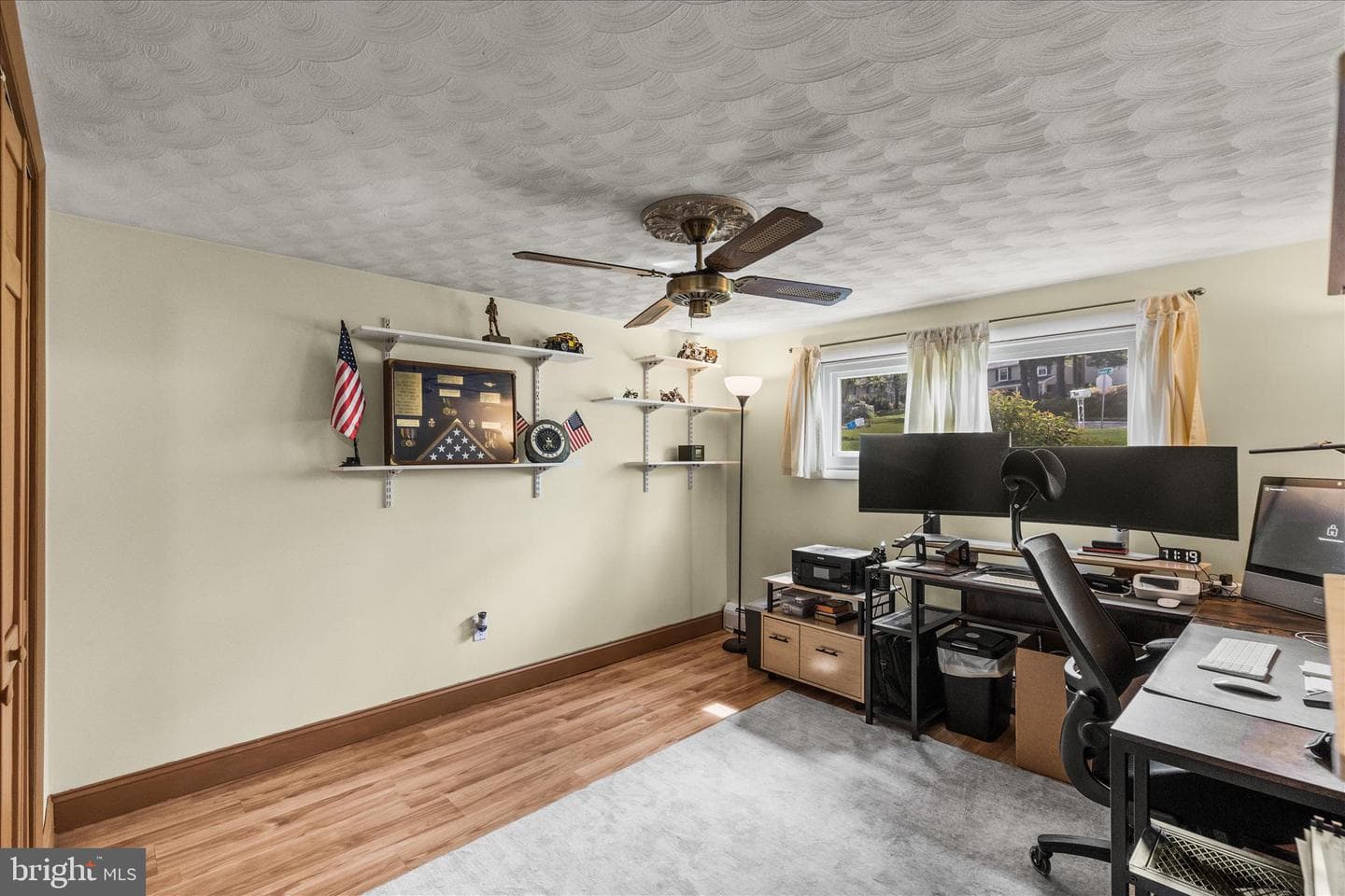 498 Maywood Road photo 32