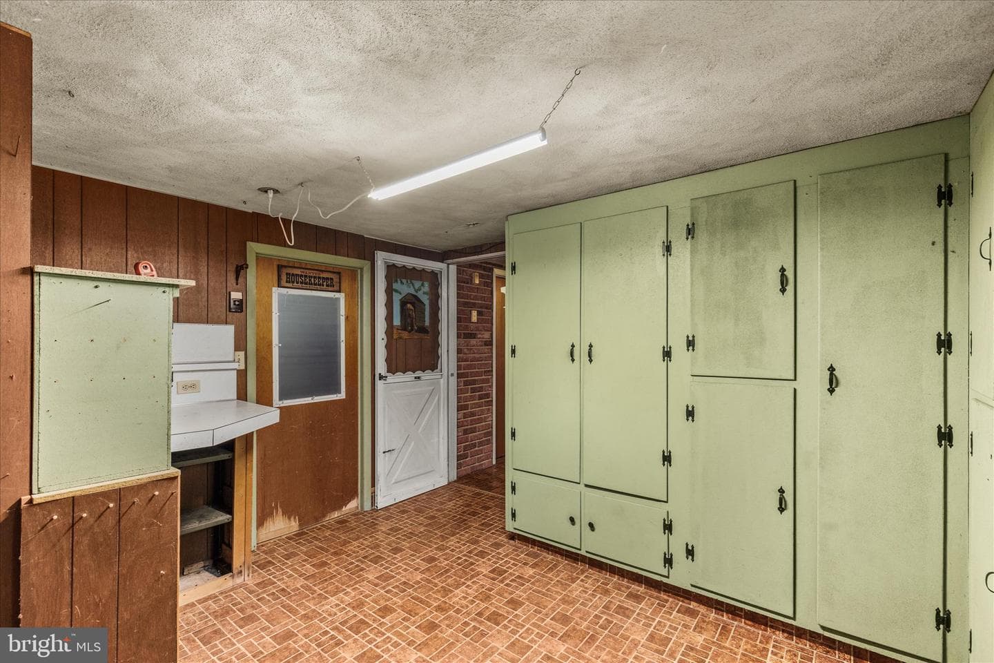 498 Maywood Road photo 38