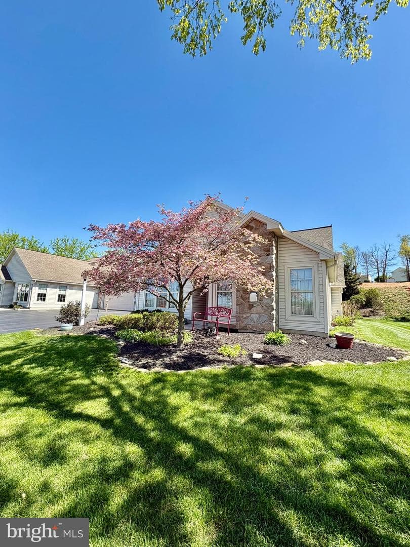 102 Heather Glen Dr photo 29