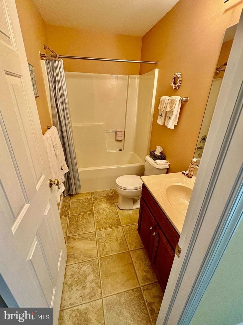 102 Heather Glen Dr photo 9