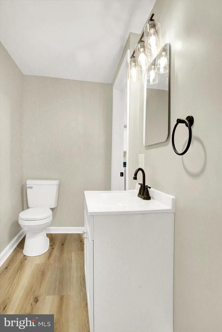 15 Pear Avenue photo 22