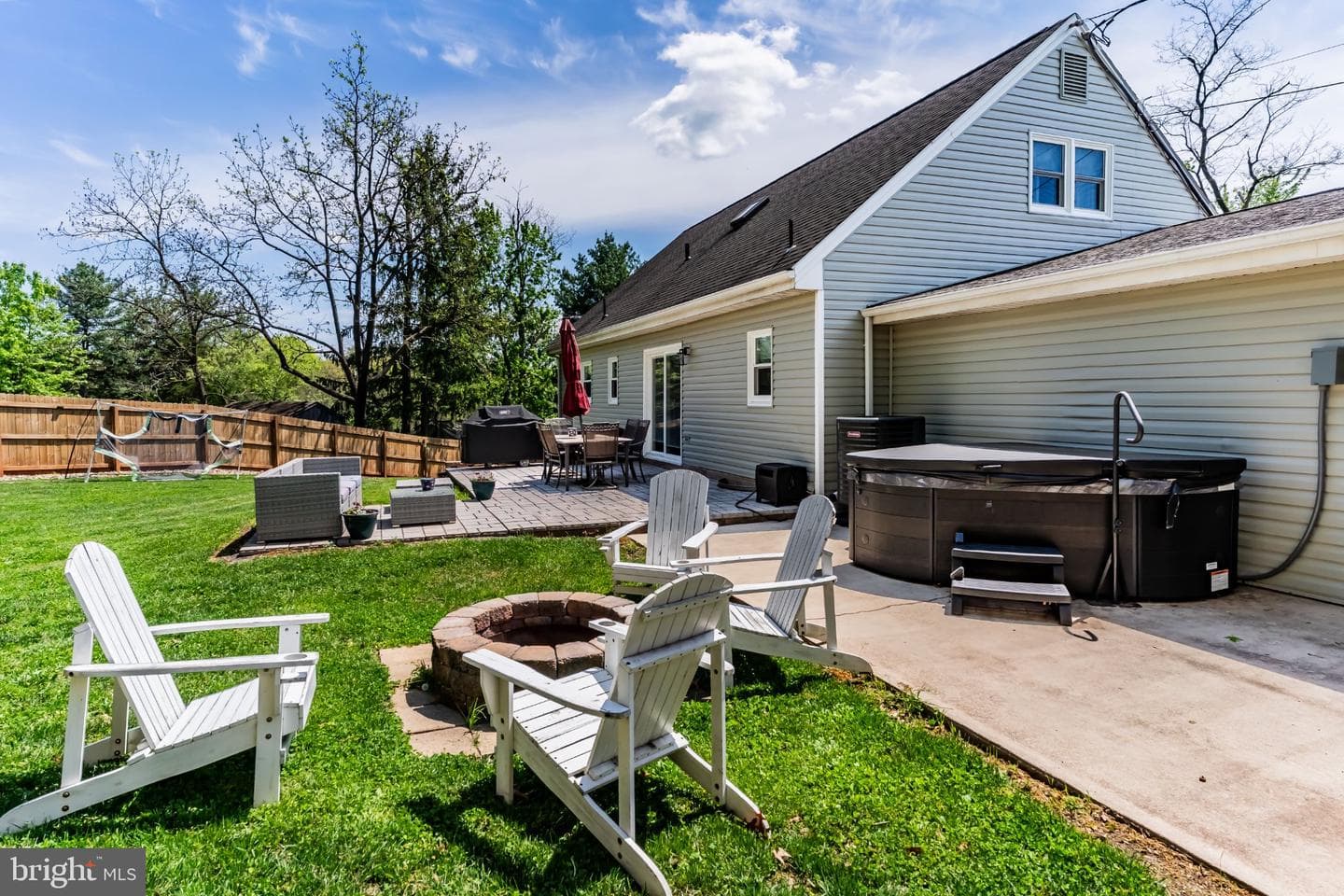 60 Bunker Lane photo 31
