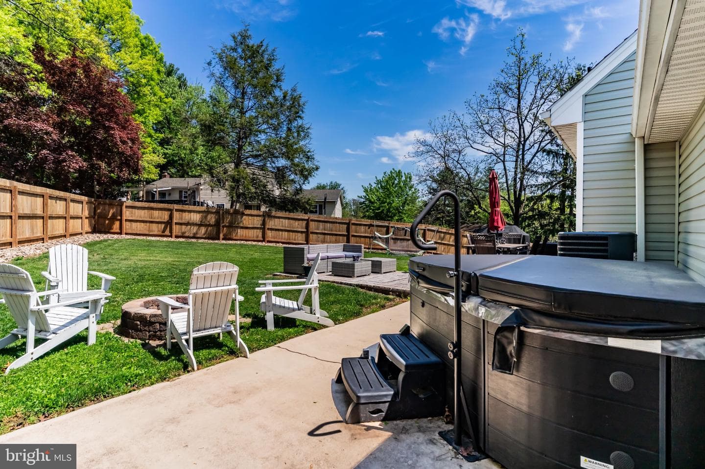 60 Bunker Lane photo 32