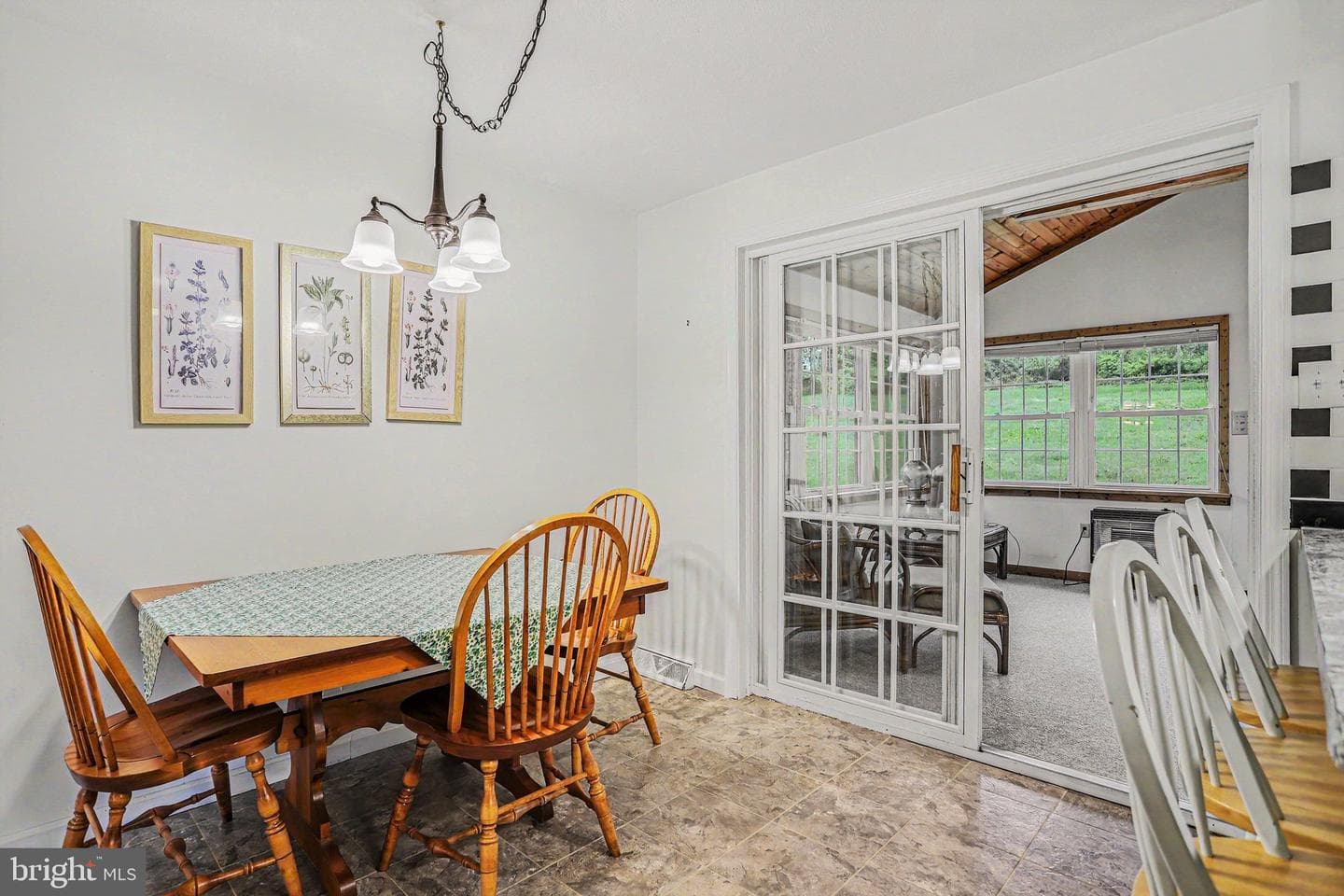 12 Greenbriar Drive photo 7
