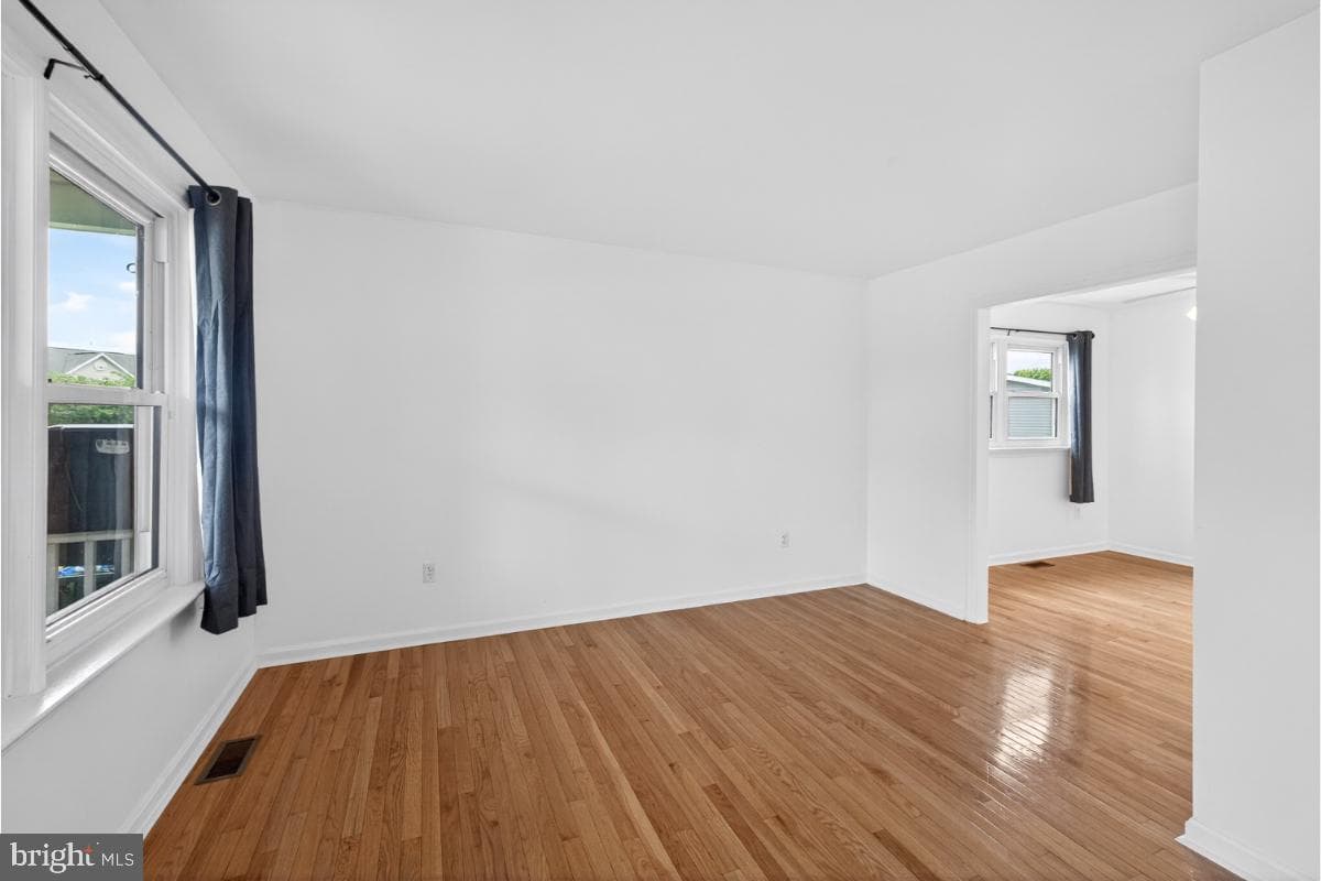 1500 Wanda Drive photo 3