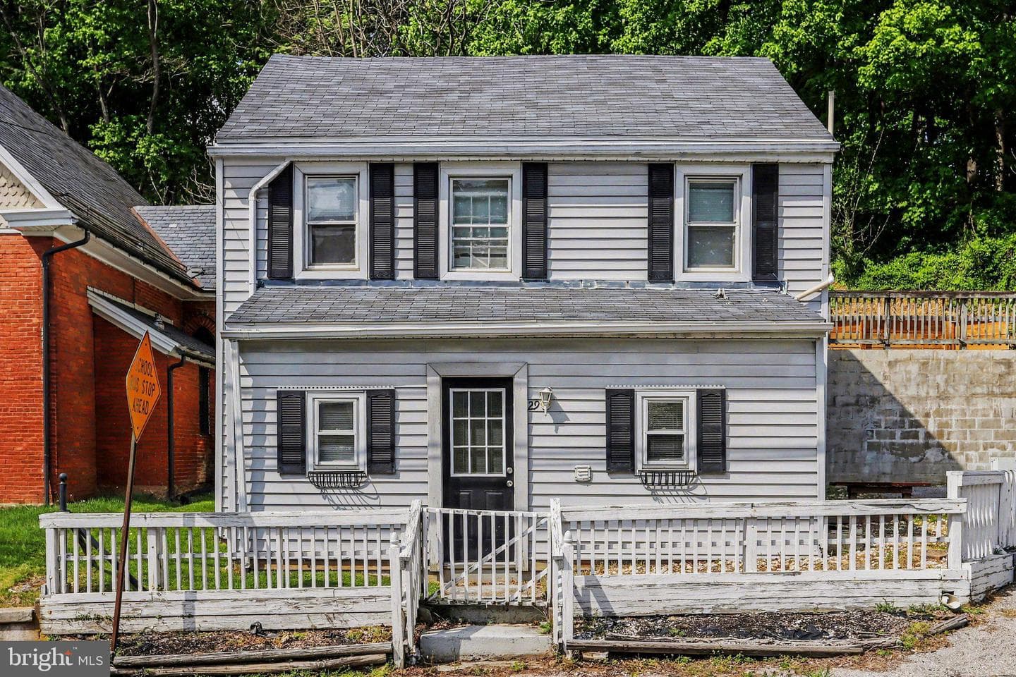 29 E Main Street