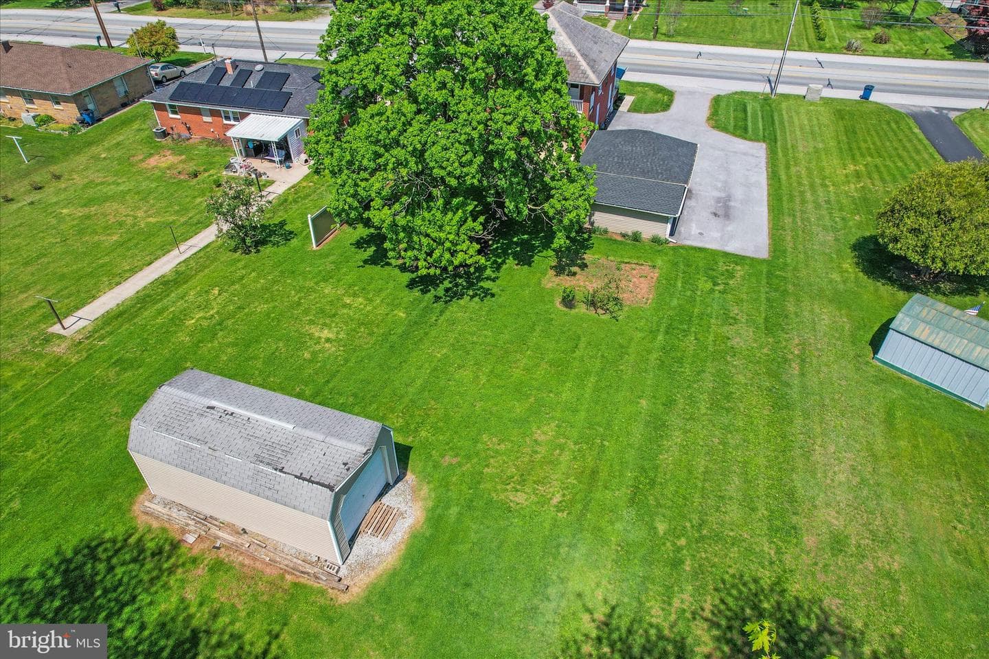 7630 Lincoln Highway photo 3