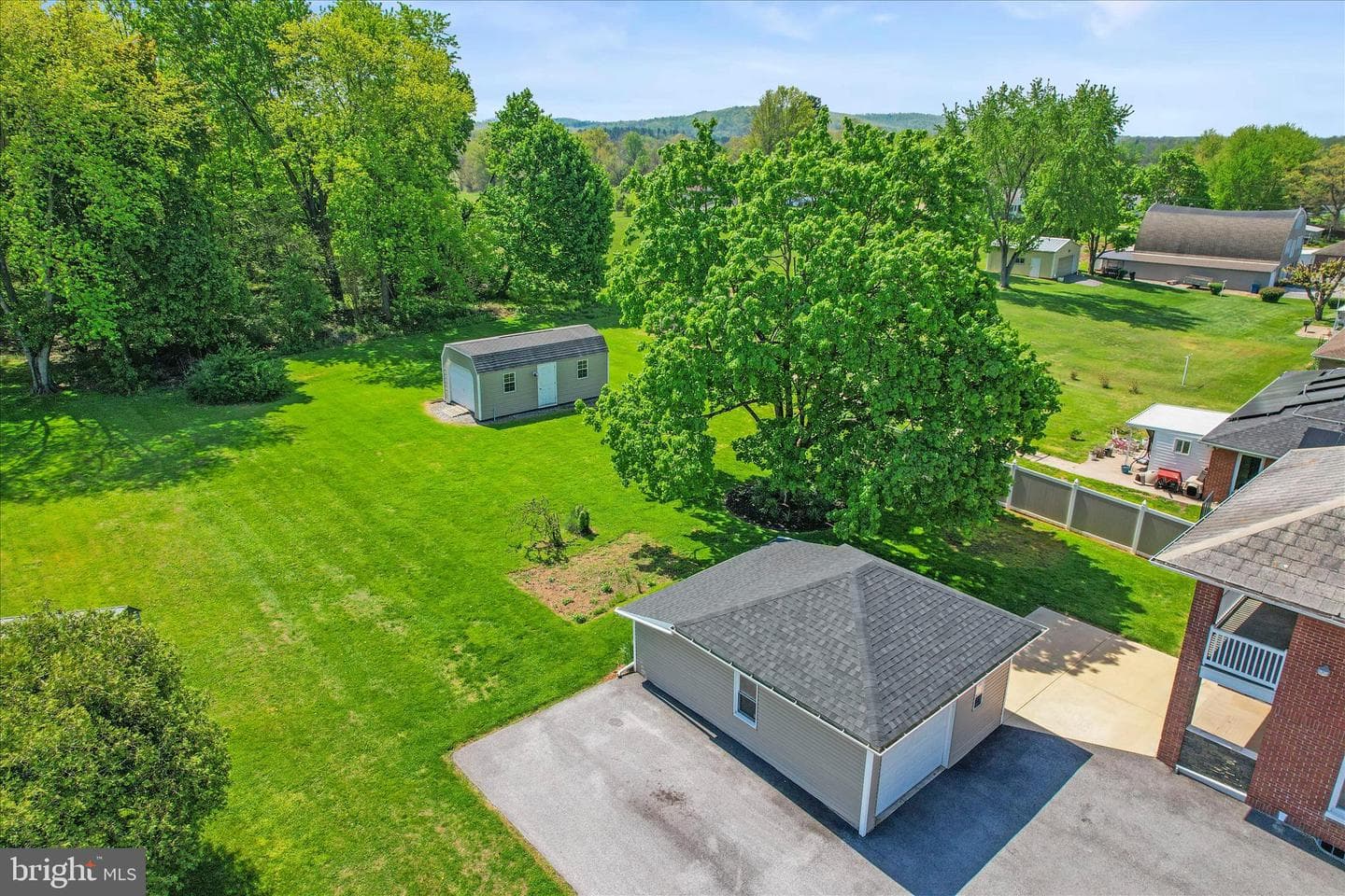7630 Lincoln Highway photo 4