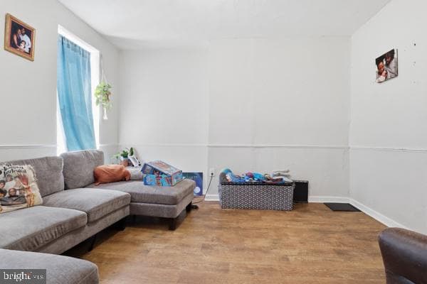 47 E South Street photo 5