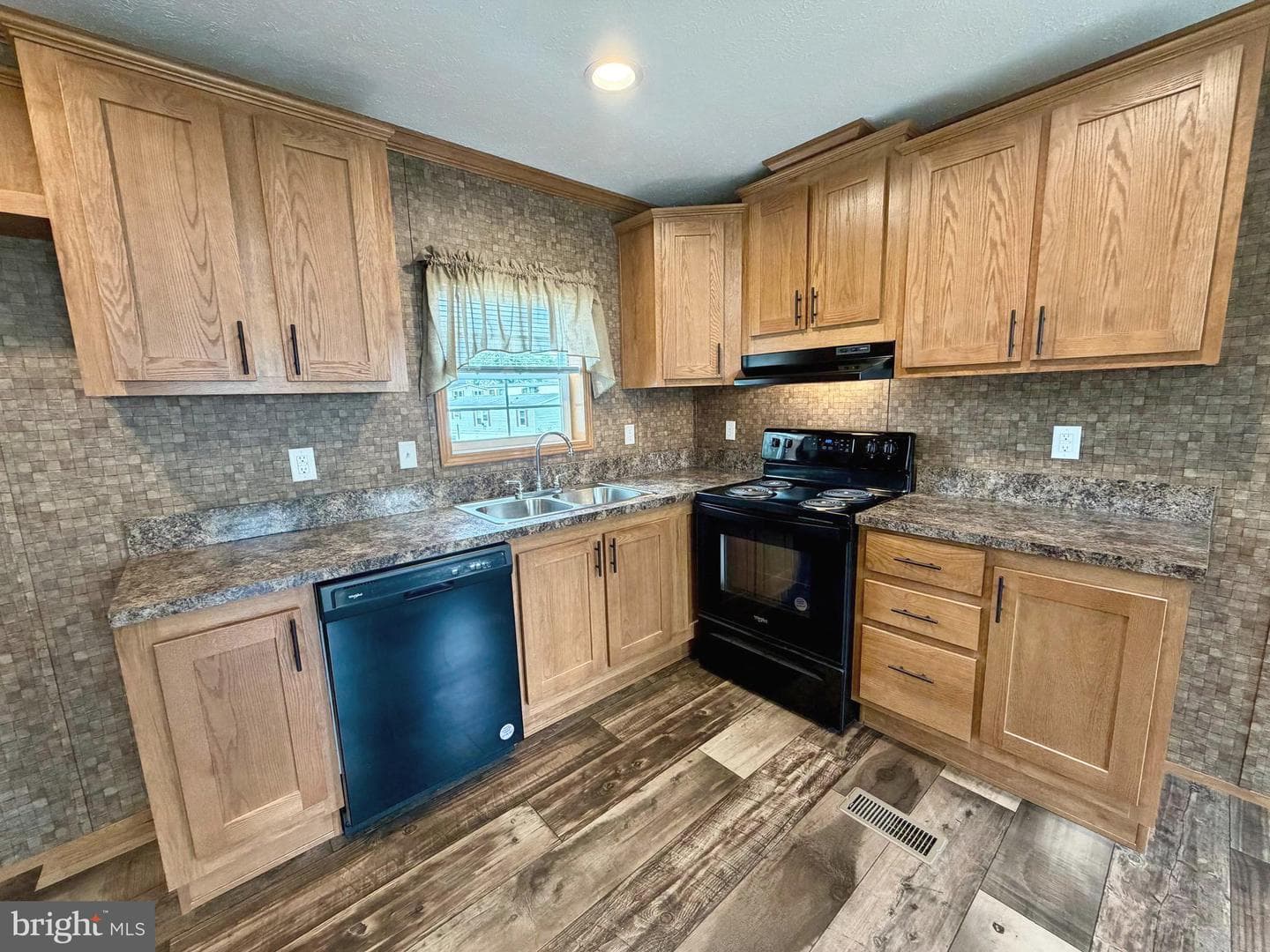 108 Beechwood Drive photo 8