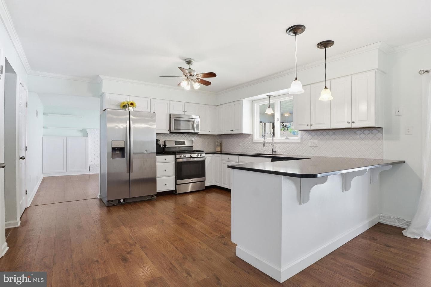 400 White Rose Lane photo 14